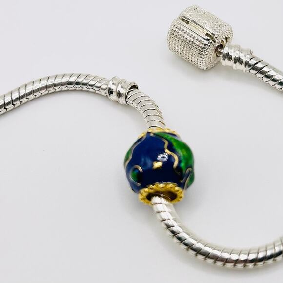 Around the World Charm - Picture 4 of 4